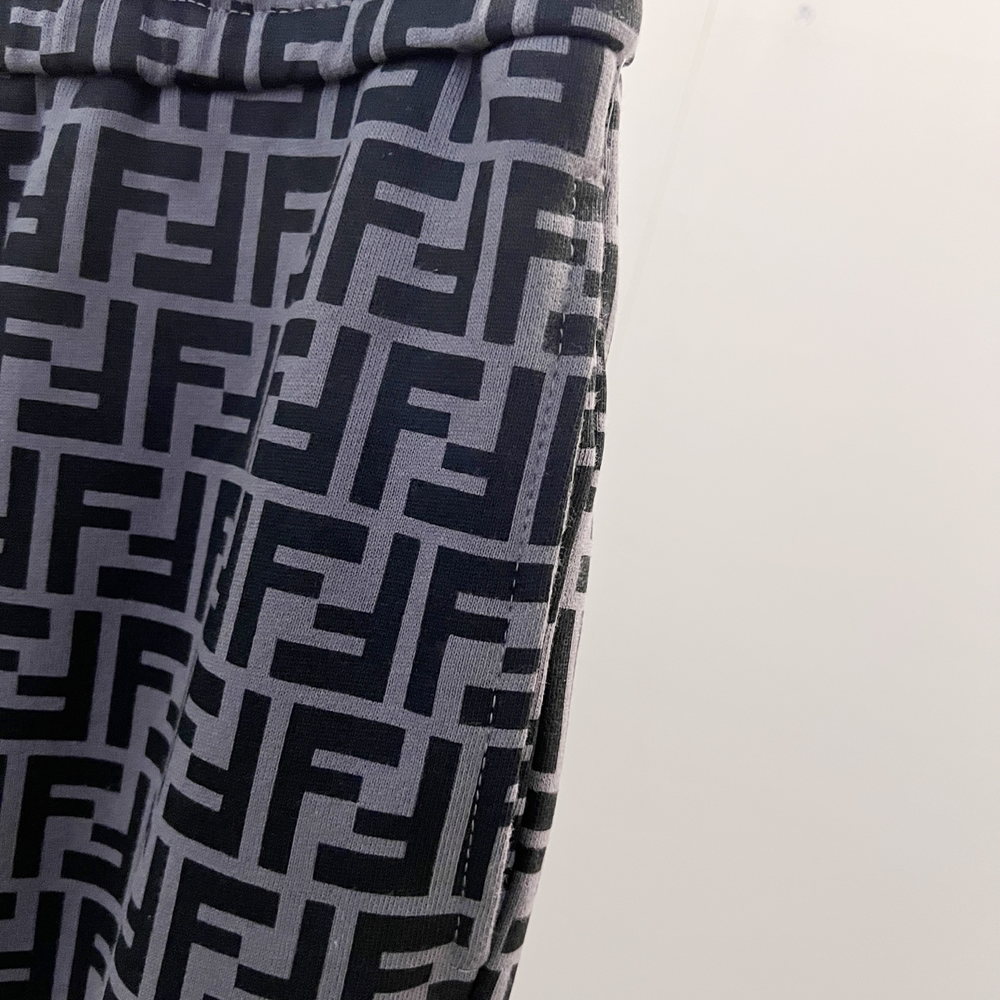 Fendi Unisex Pants Size S-XL