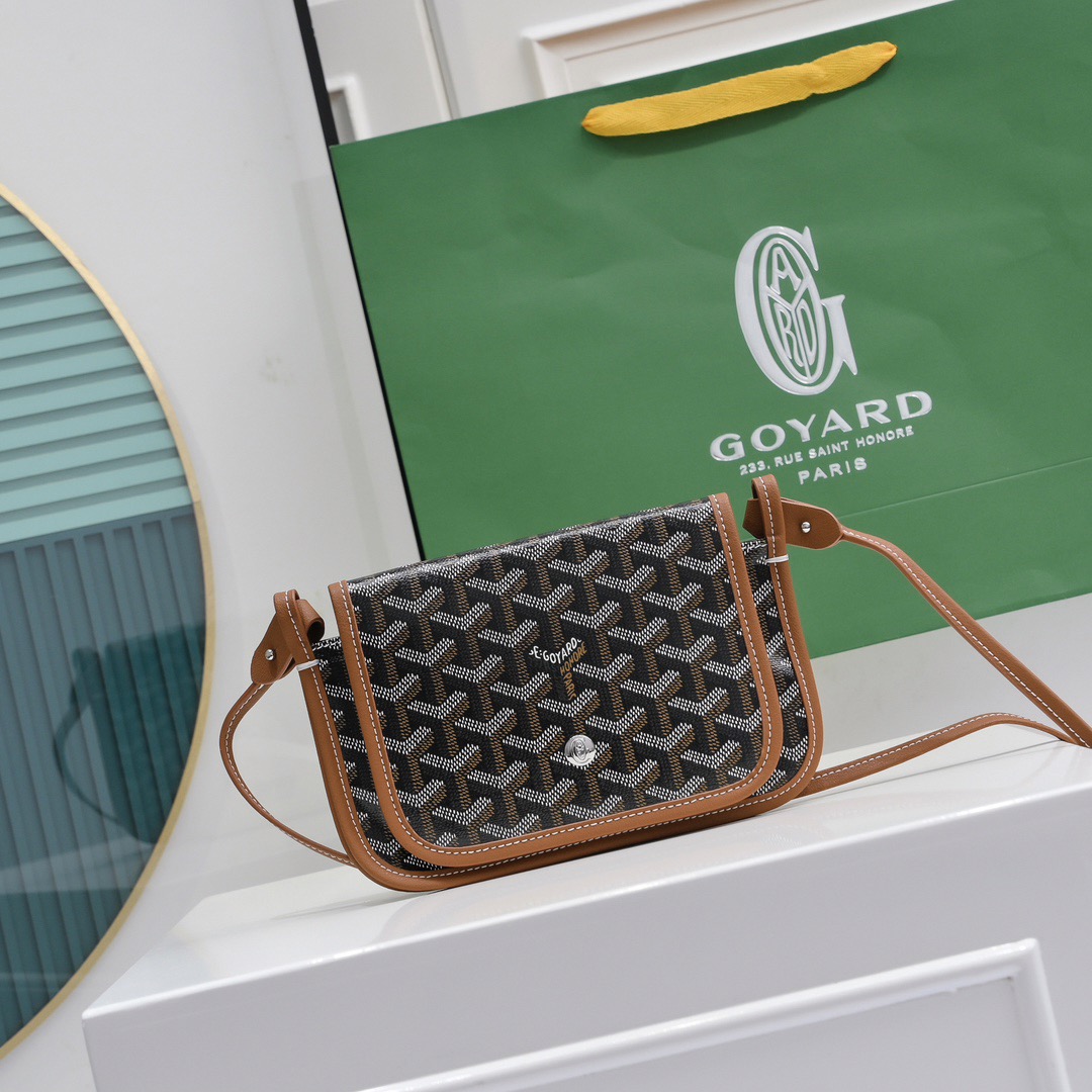 Goyard Shoulder Bags Size 20.5*14*2cm