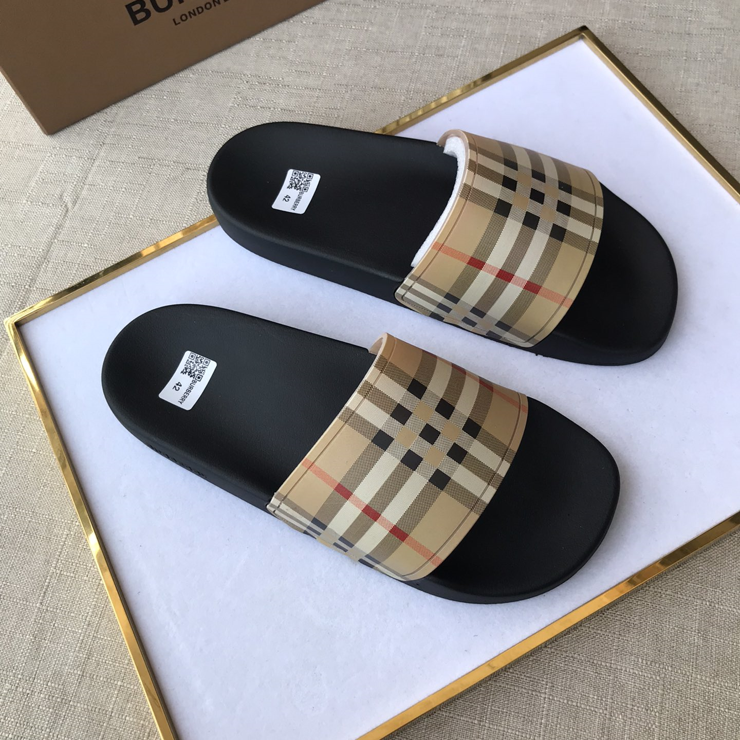 Burberry Mens Women Sandals Gr. 36-46