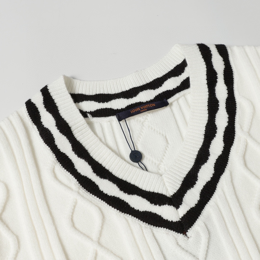 Louis Vuitton Unisex Sweatshirt Size S-XL