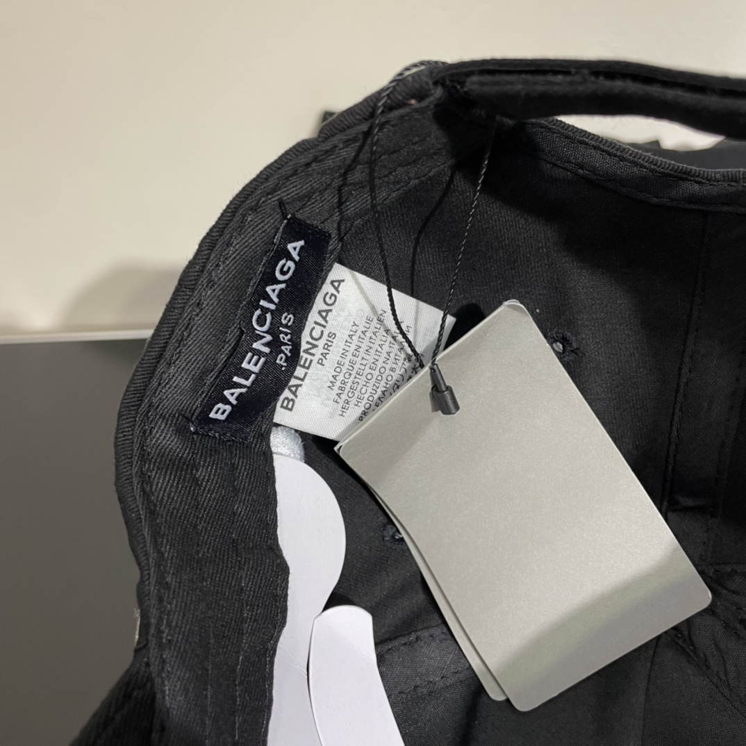 Balenciaga Baseball Cap