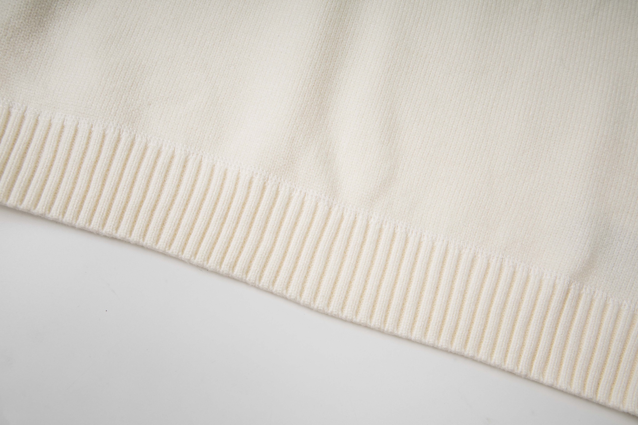 Prada Unisex Sweatshirt Size S-XL