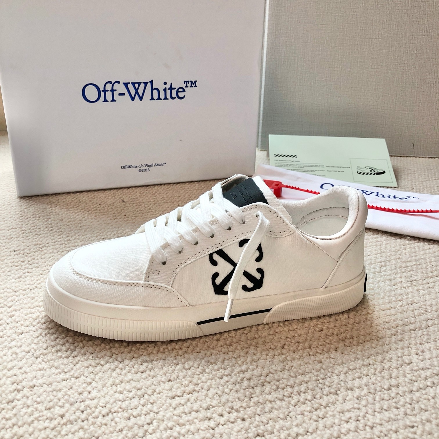 OFF White 2024ss New Low Vulcanized Sneaker Size 36-45