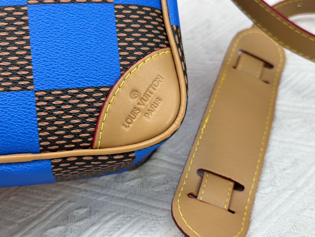 Louis Vuitton N40547 Shoulder Bags Size 20cm