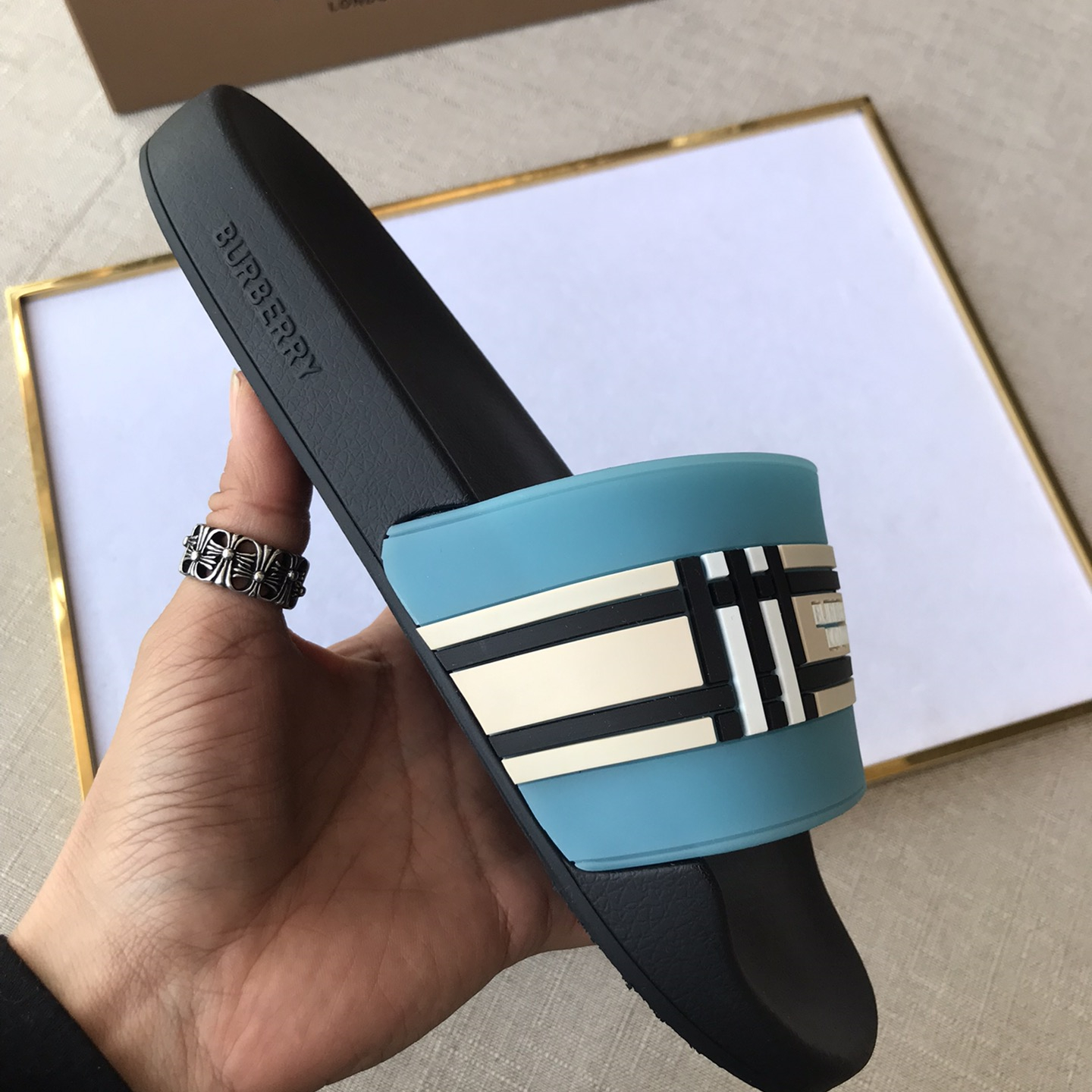 Burberry Mens Women Sandals Gr. 36-46