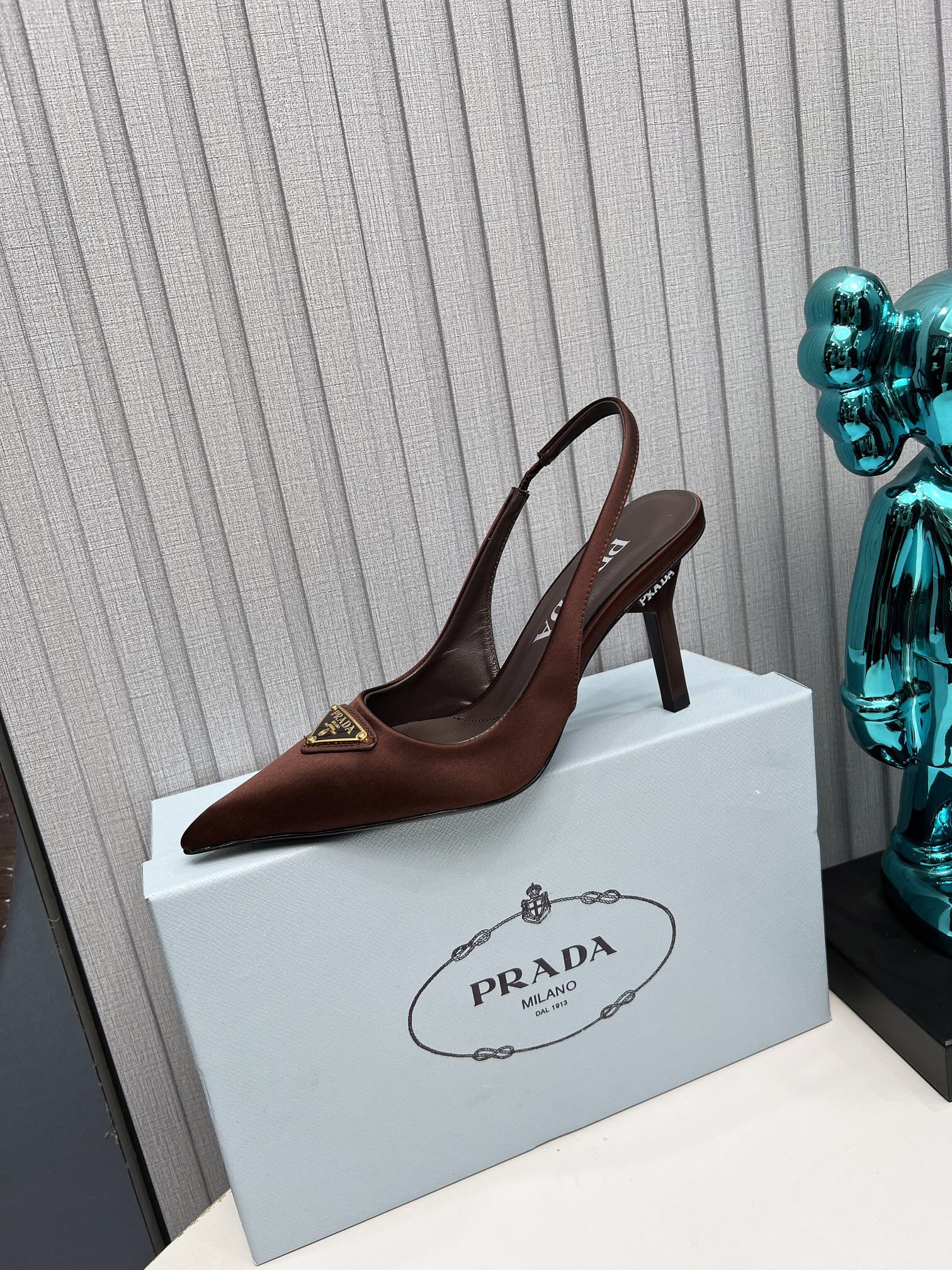 Prada Brushed Leather Slingback Pumps Size 35-41