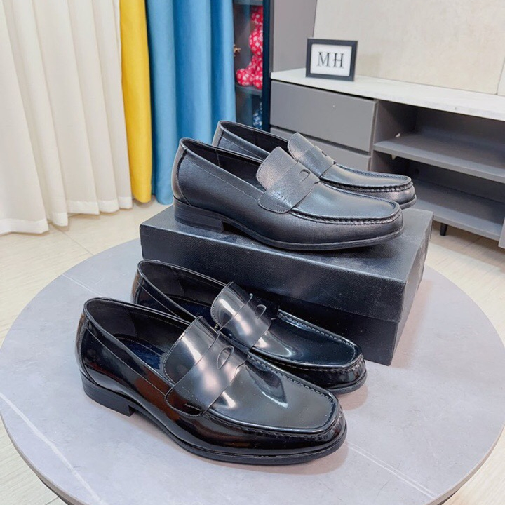 Prada Saffiano Leather Loafers Size 39-45   2-Color