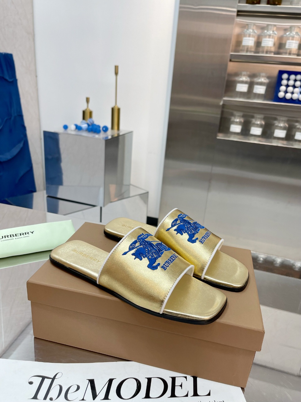 Burberry Women Slippers Size 36-41