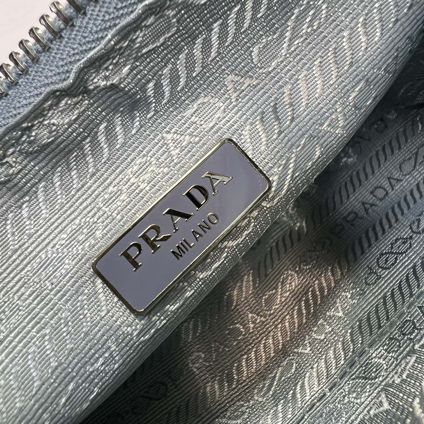 Prada 1NE204 Redition 2005 Women Bags 22*18*6.5cm