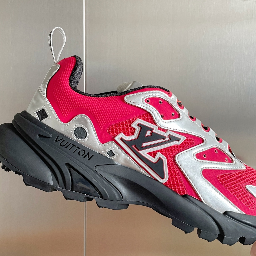 Louis Vuitton LV Runner Tatic Sneaker Size 40-46