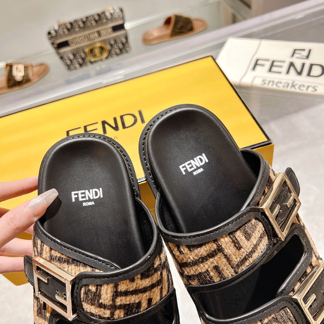 Fendi Slippers Size 36-45