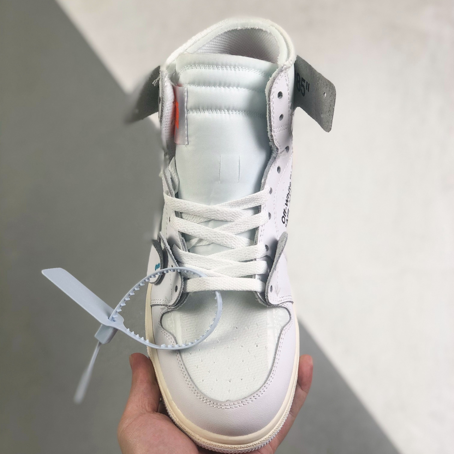 Nike Air Jordan 1 x OFF White High Top Sneakers Shoes Gr. 36-46