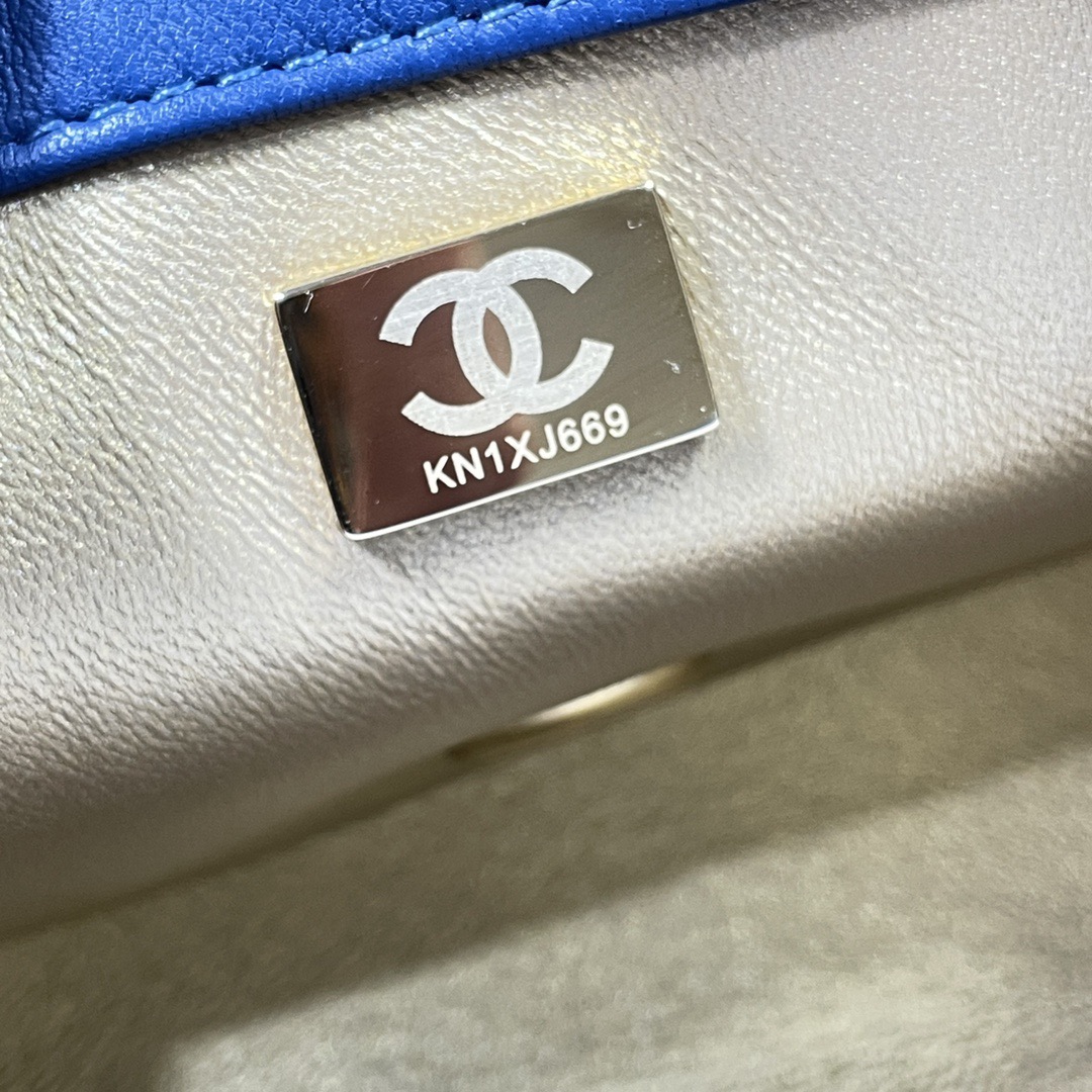 Chanel AS1787 Shoulder Bags Sheepskin 20cm