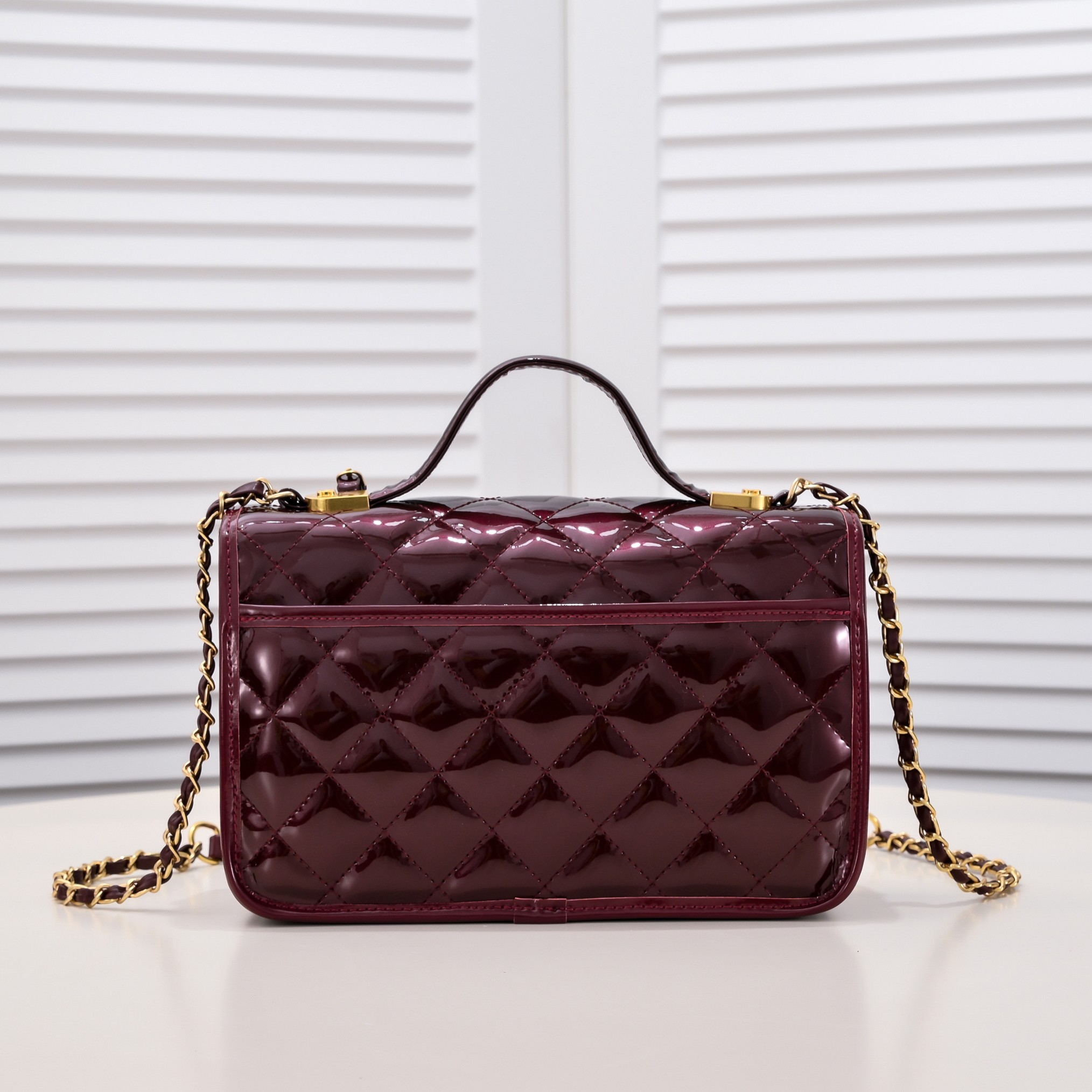 Chanel Chain Shoulder Bags Size 25*18*7cm