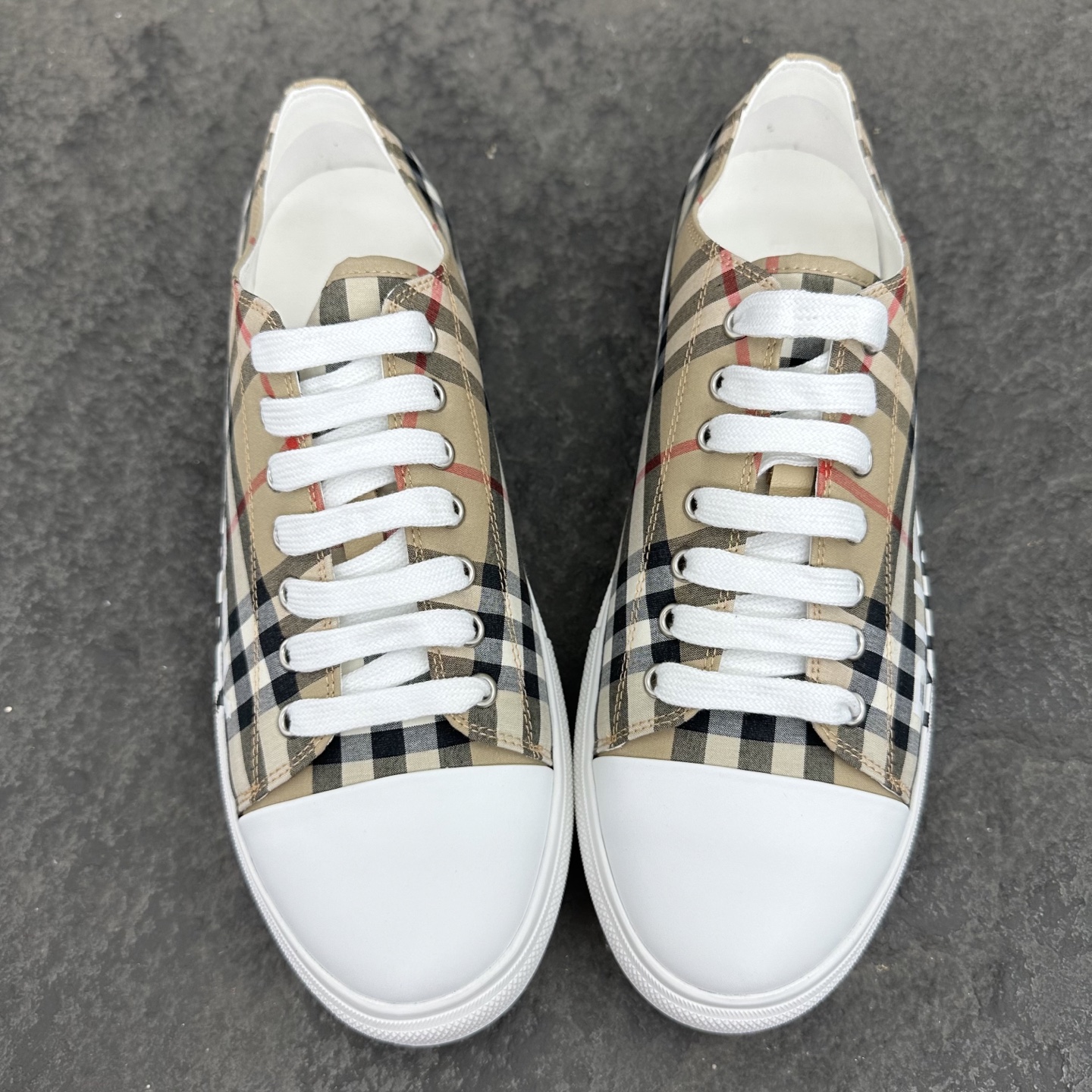 Burberry Sneaker Size 36-46