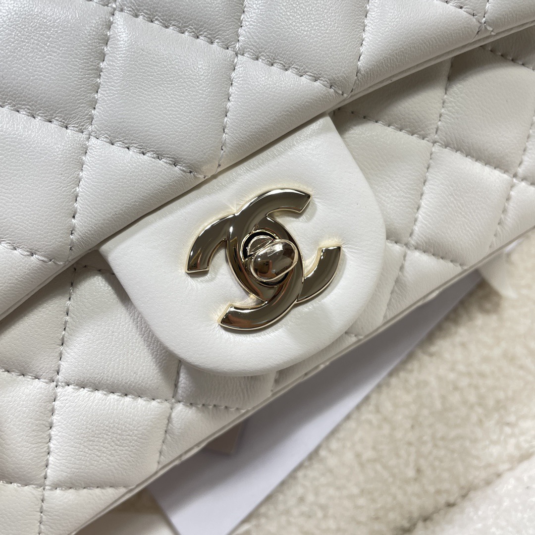 Chanel AS1787 Shoulder Bags Sheepskin 20cm