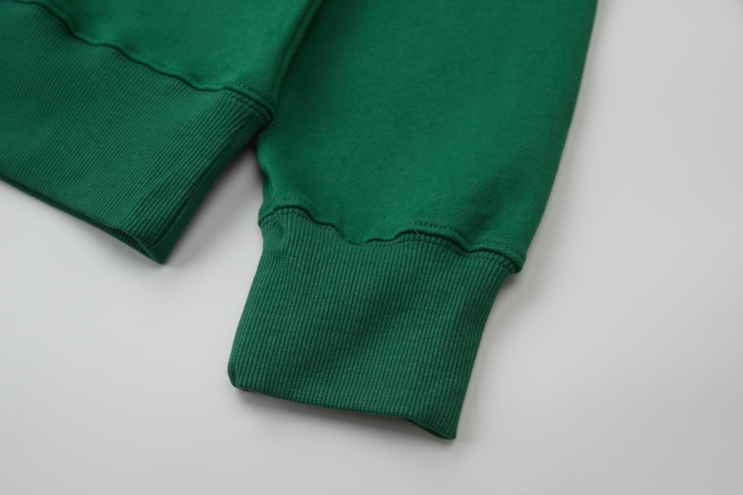 Loewe Unisex Sweatshirt Size S-XL