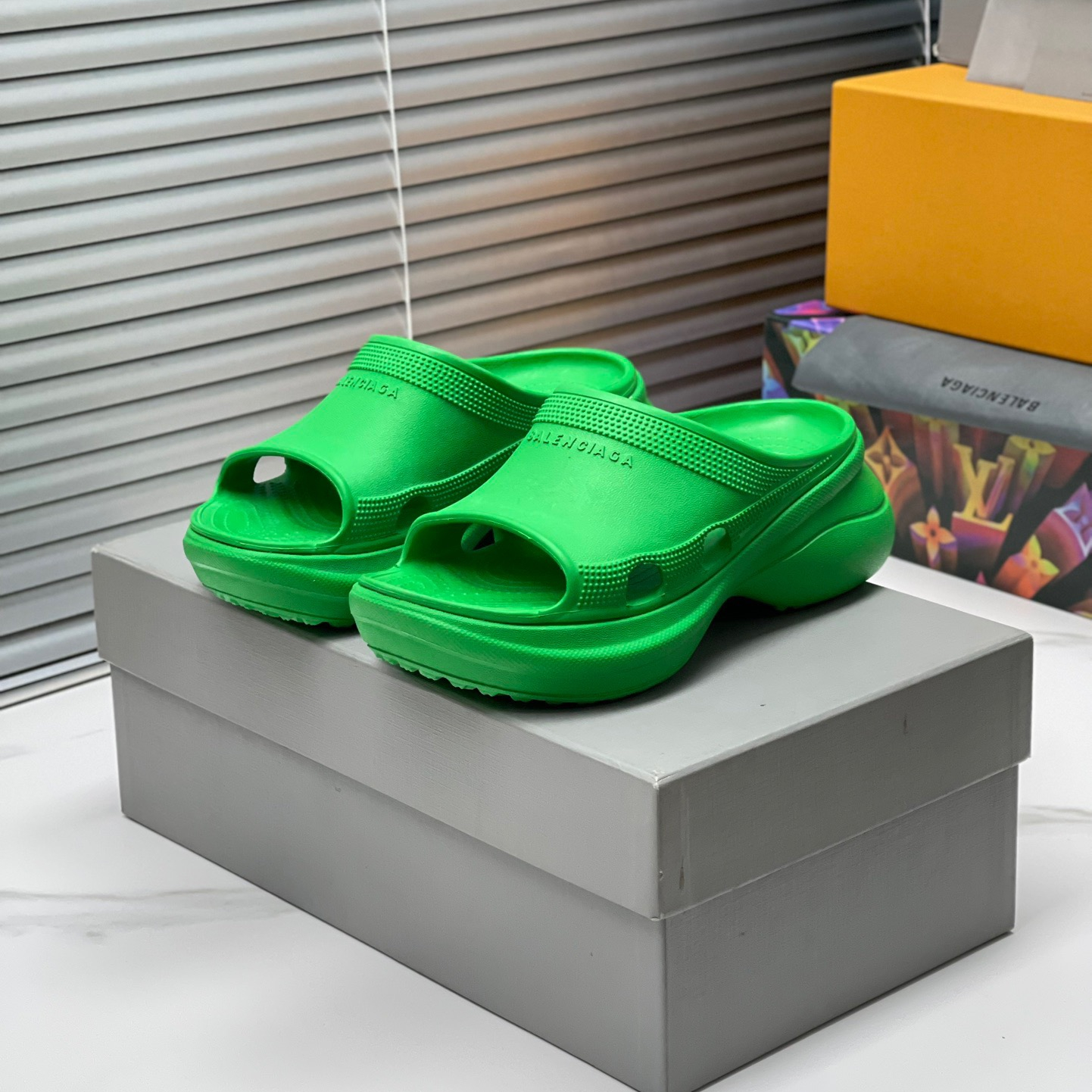 Balenciaga Pool Crocs™ Slippers Size 35-45 4-Color