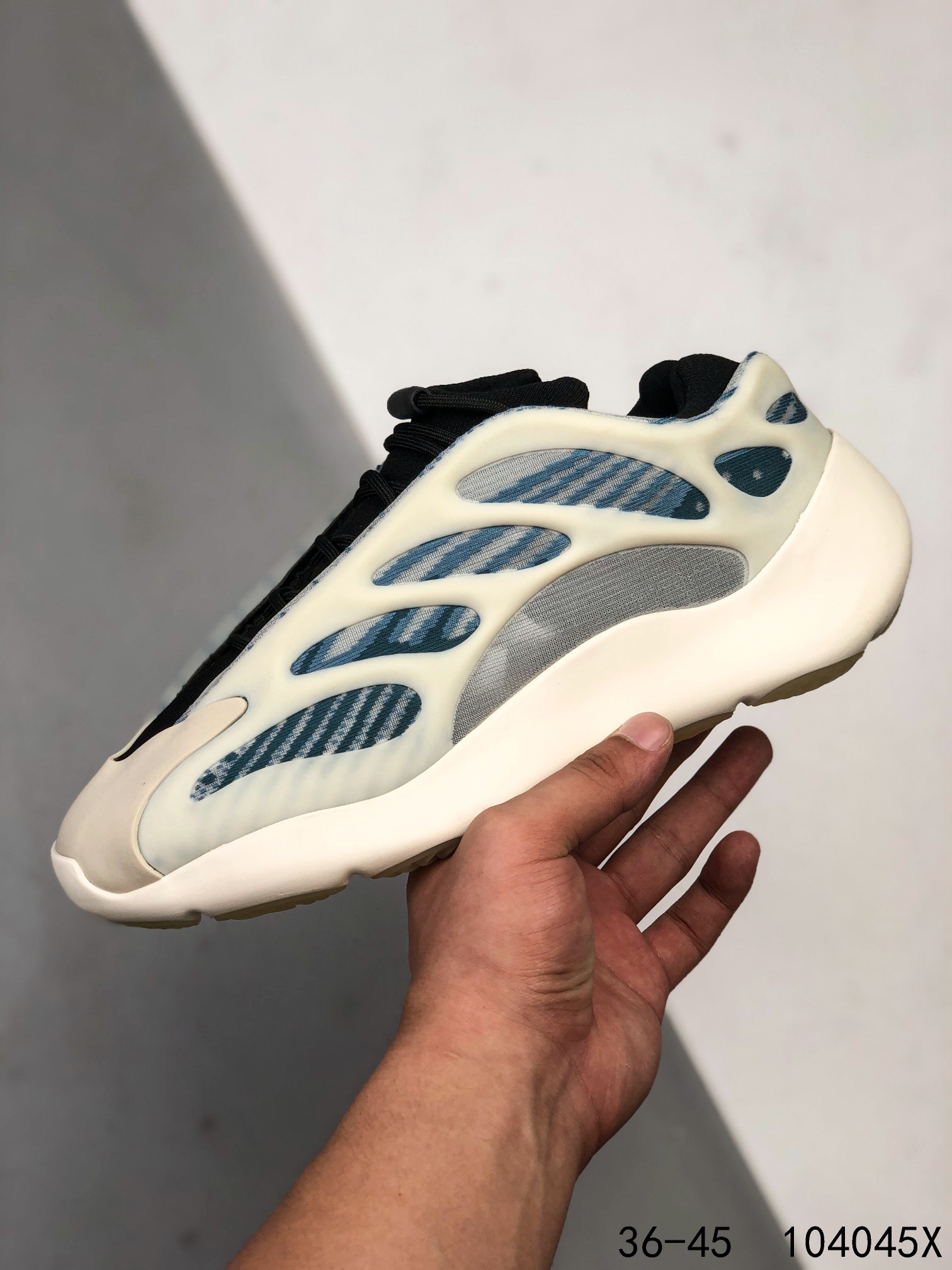 Yeezy 700 V3 Mens/Women's Sneakers Shoes 36 - 45