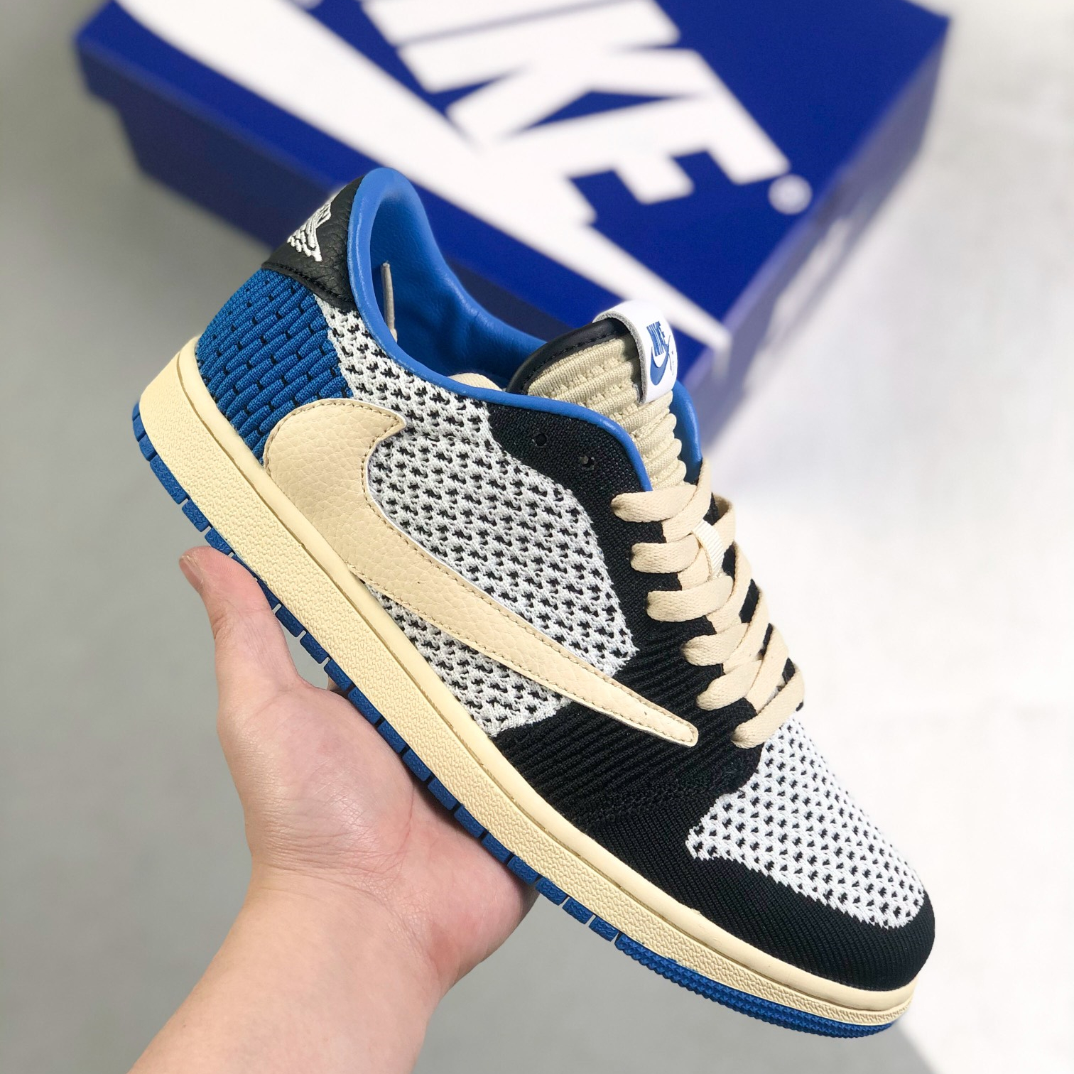 Nike Air Jordan 1 x Travis Scott Low Top Sneaker Shoes Gr. 36-46