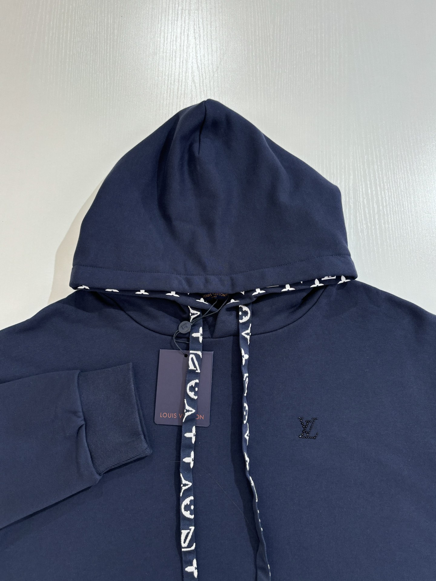 Louis Vuitton Unisex Sweatshirt Size S-XL