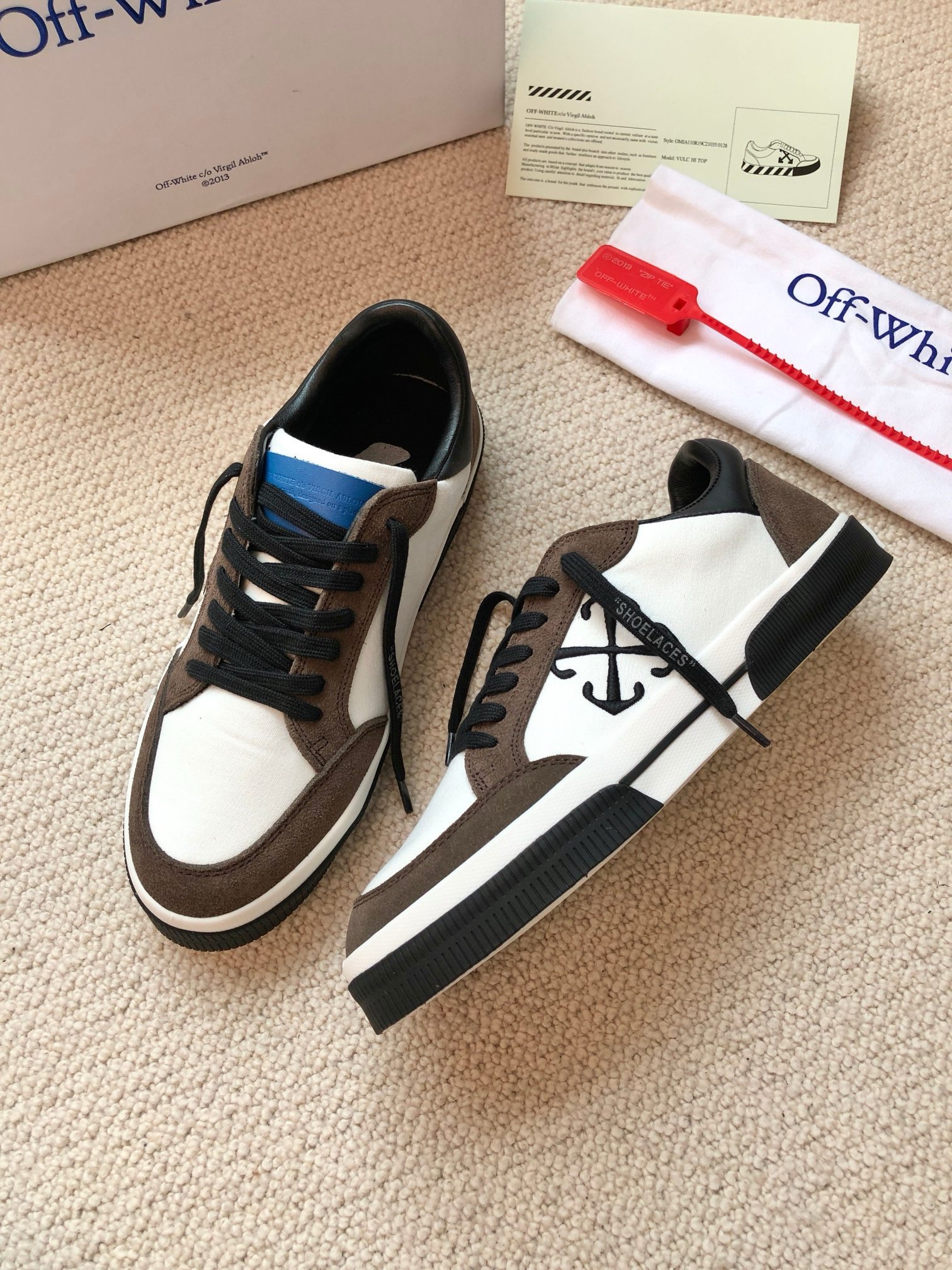 OFF White 2024ss New Low Vulcanized Sneaker Size 36-45