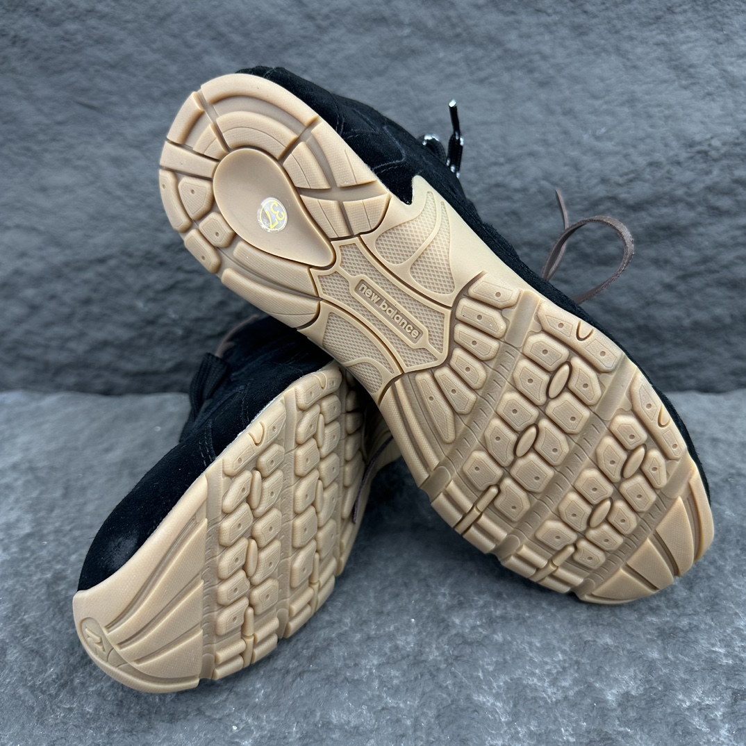 MiuMiu x New Balance Sneaker Size 35-46