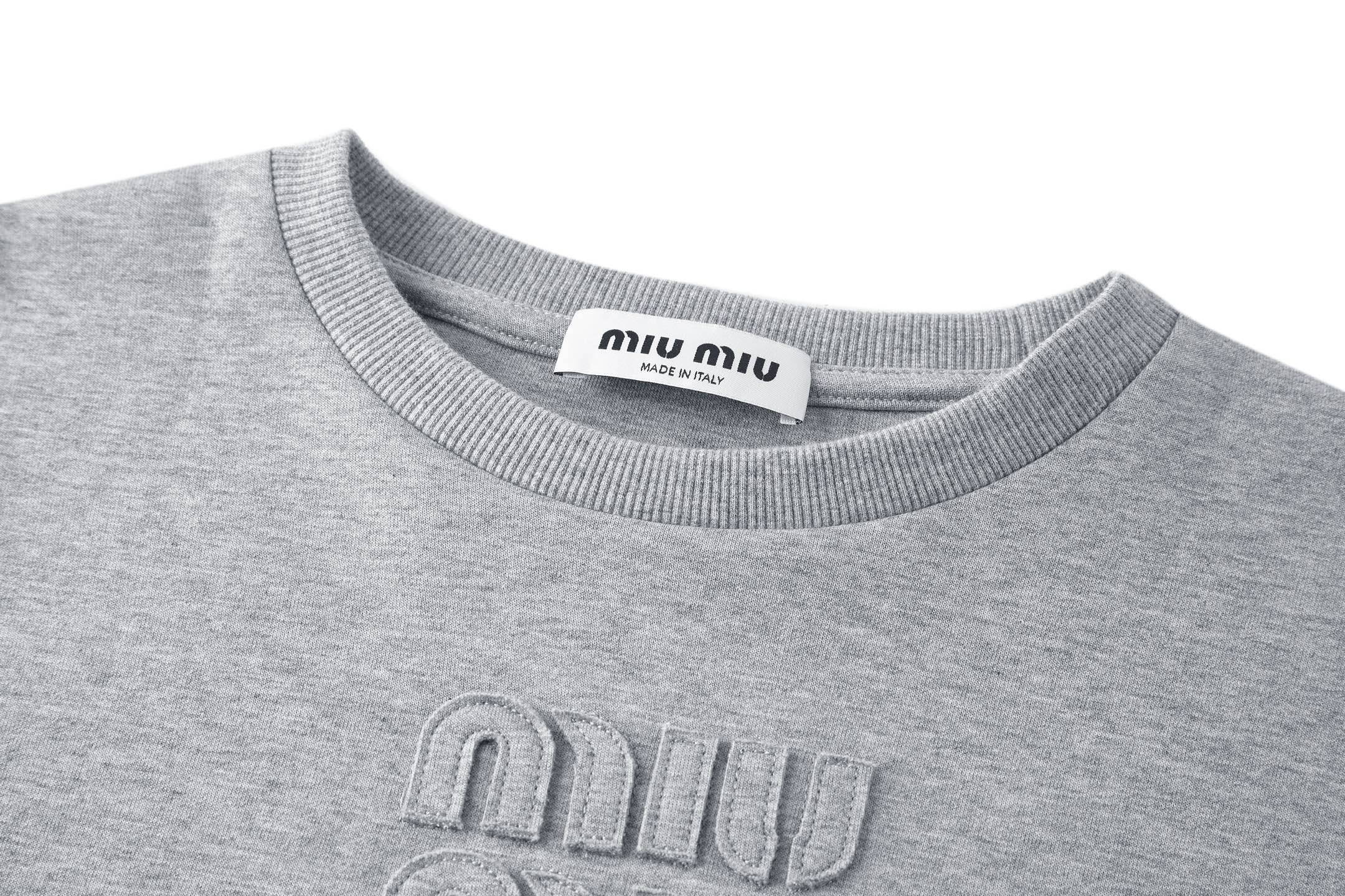 MiuMiu New Unisex Sweatshirt Size S-XL
