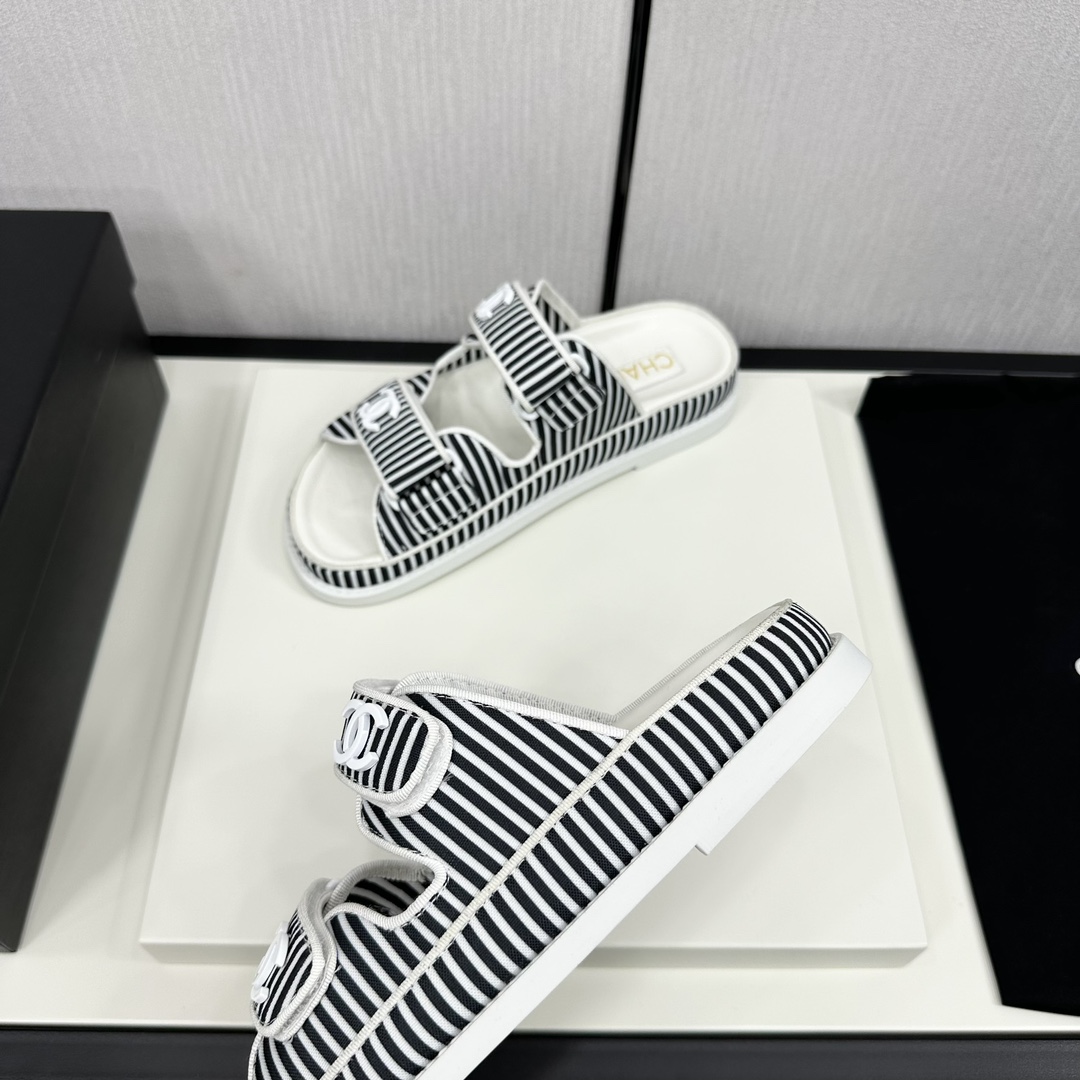 Chanel 2024 New Slippers Size 36-41