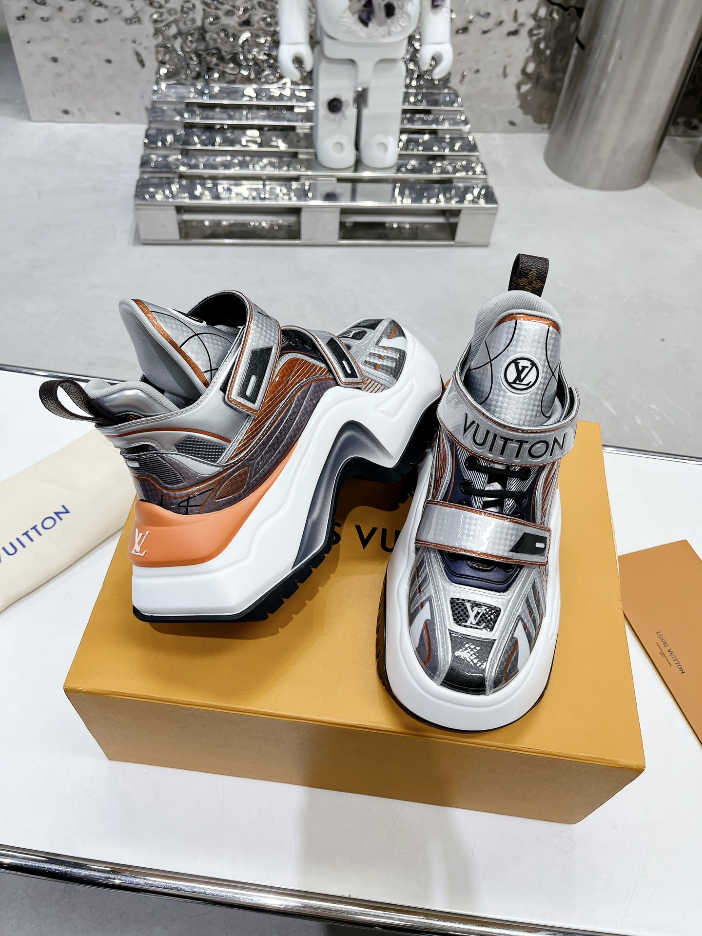 Louis Vuitton Cruise23 Archlight 2.0 Sneaker Size 36-41