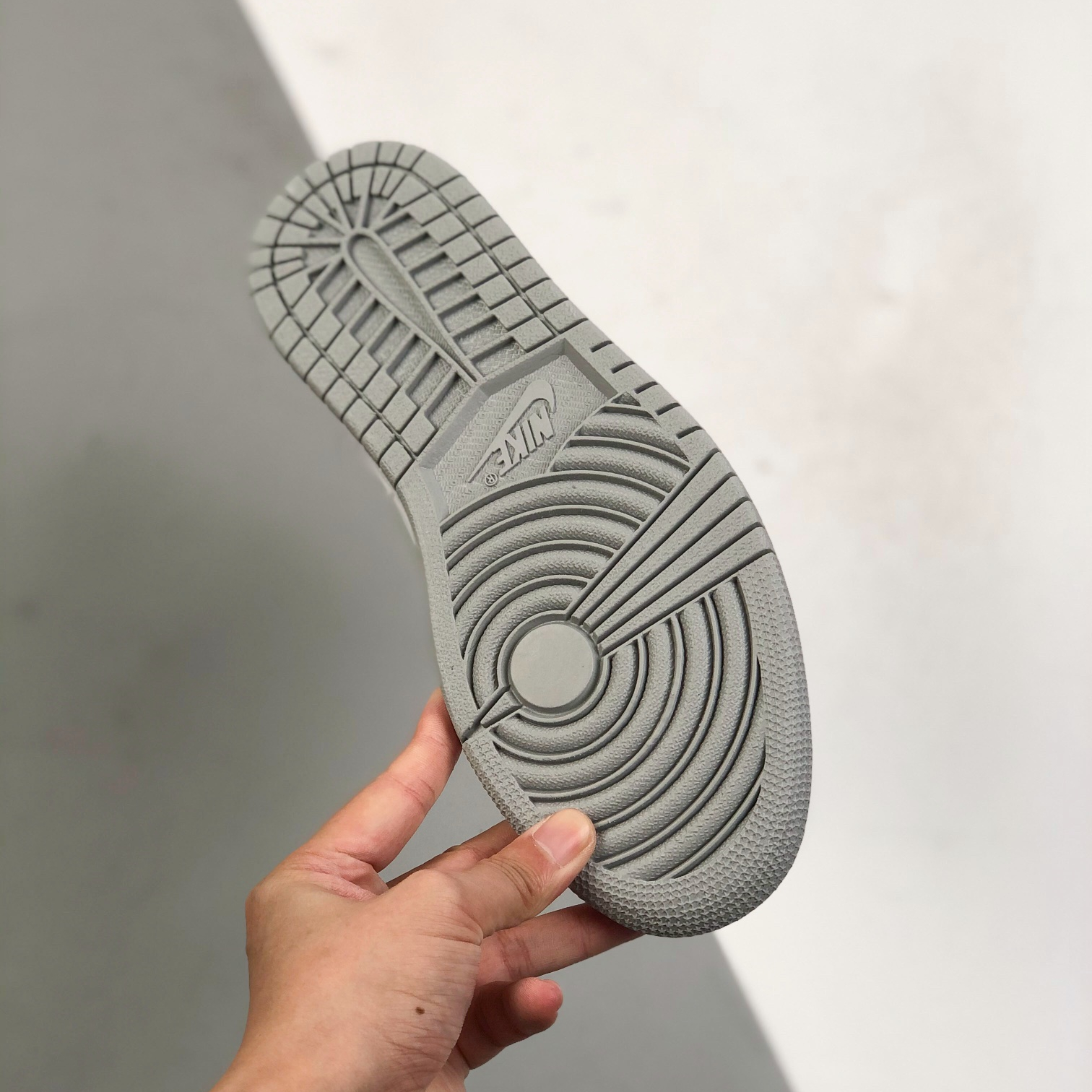 Nike Air Jordan 1 High Top Sneakers Shoes Gr. 36-46