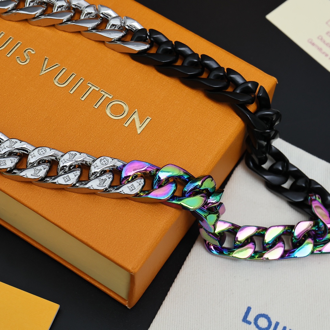 Louis Vuitton Necklace