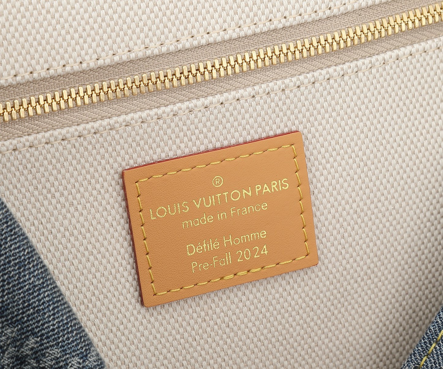 Louis Vuitton N40743 Montsouris Messenger MM Shoulder Bags Size 35*29*12cm