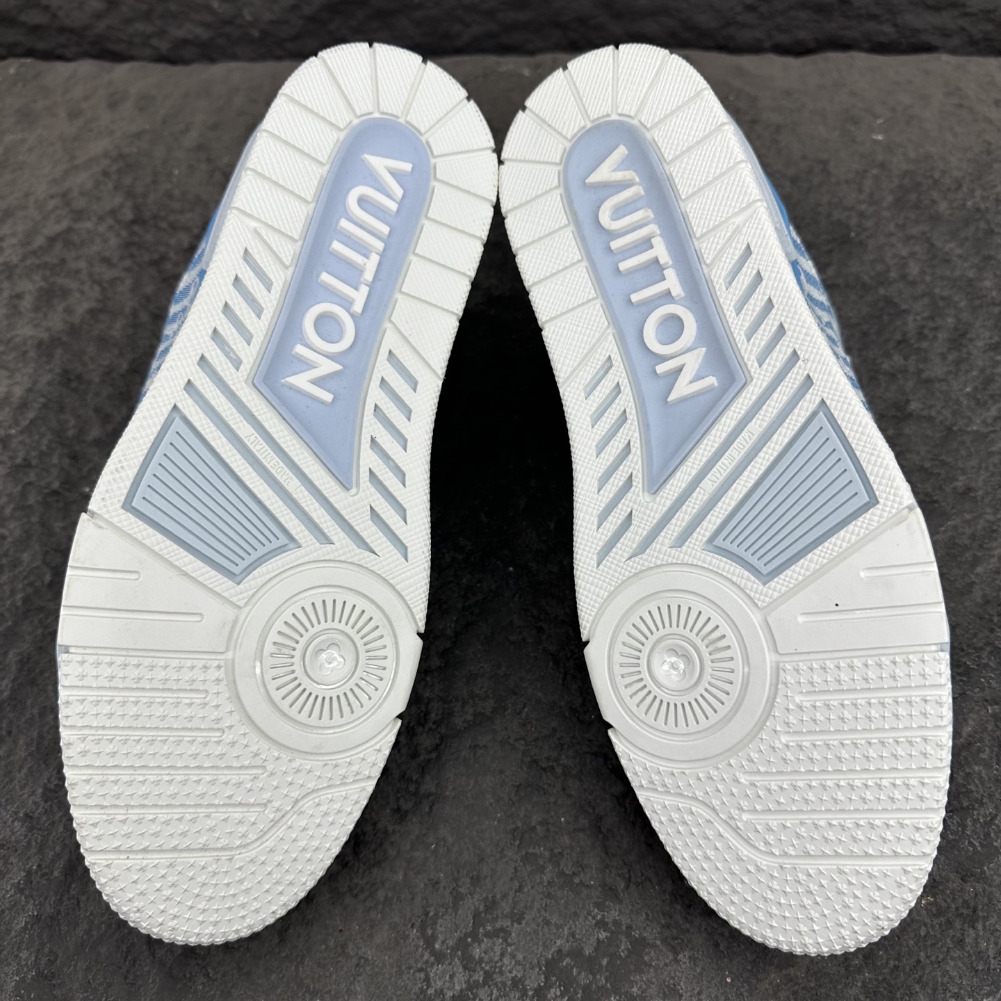 Louis Vuitton LV Trainer Sneaker Size 36-46