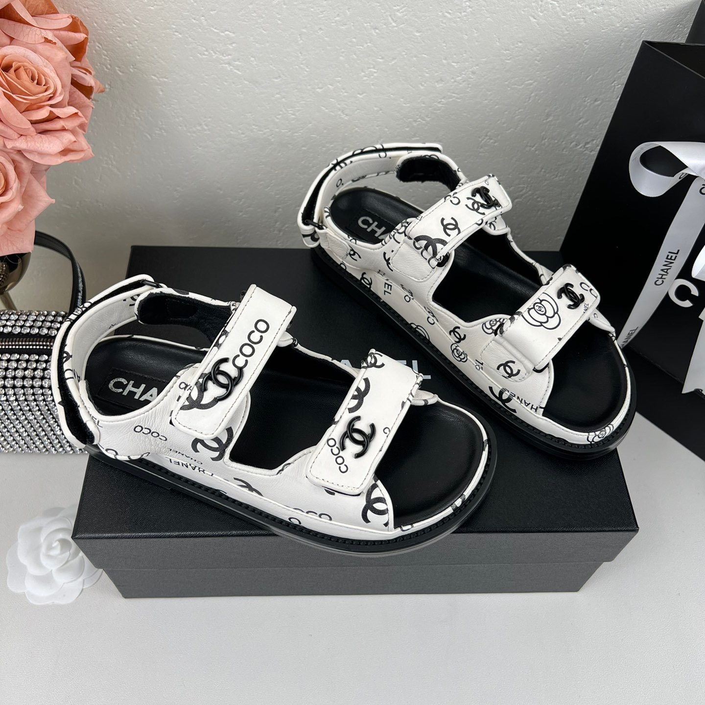 Chanel 2023 New Sandals Size 35-41 7-Color