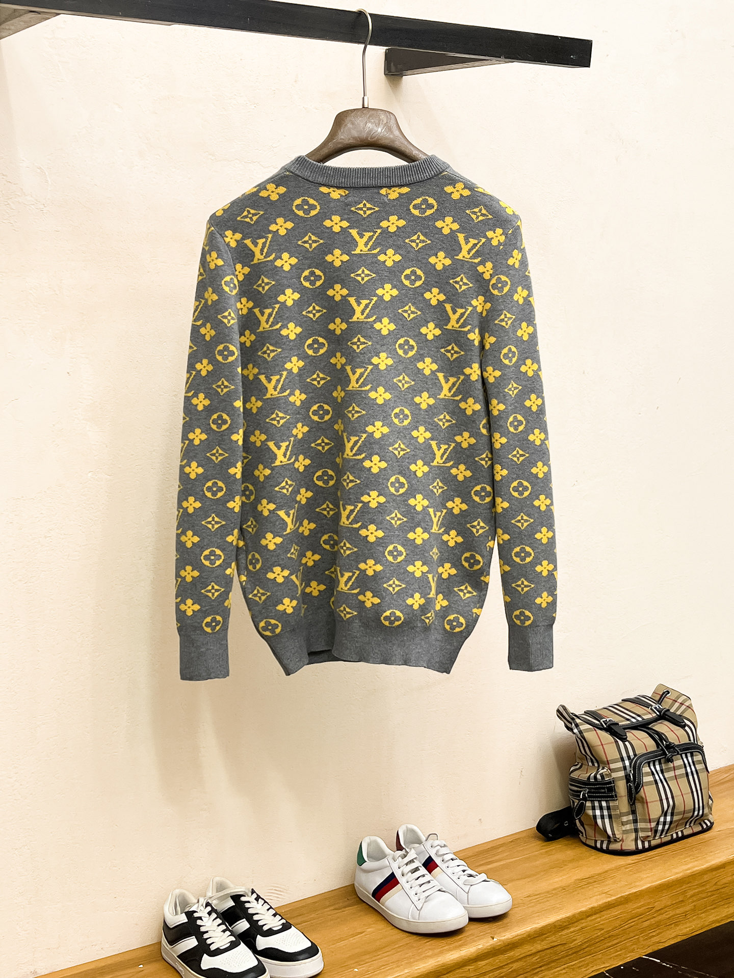 Louis Vuitton Unisex Sweatshirt Size M-XXXL