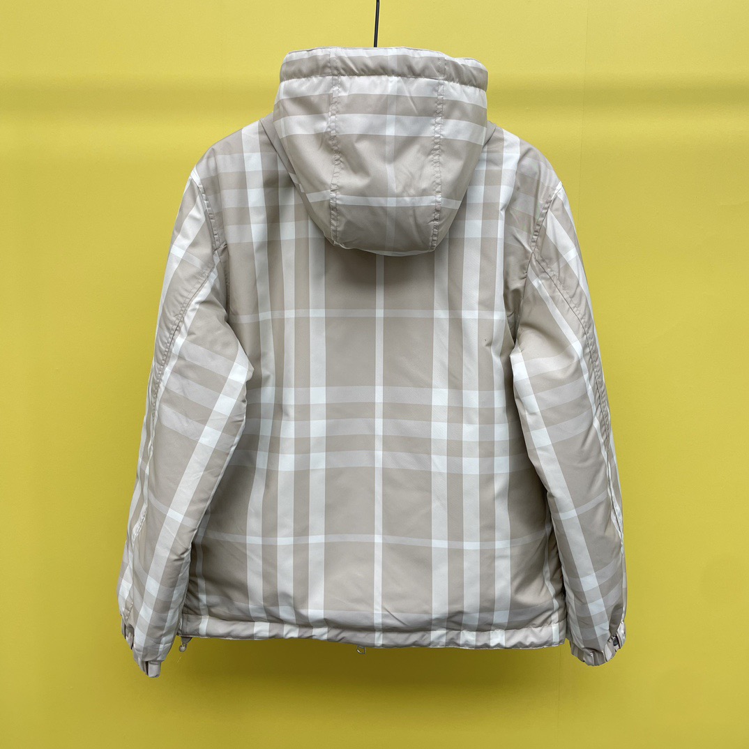 Burberry Unisex Jacket Size S-XL