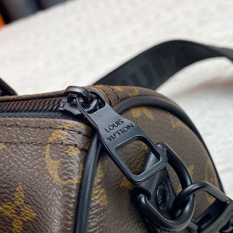 Louis Vuitton Keepall Bandoulière 25 Bags for Men