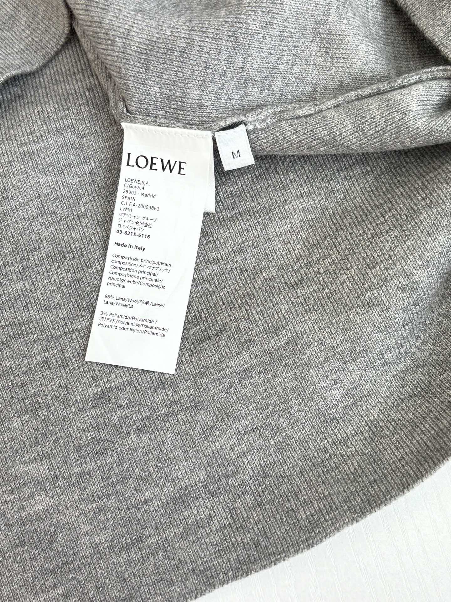 Loewe Unisex Sweatshirt Size S-XL