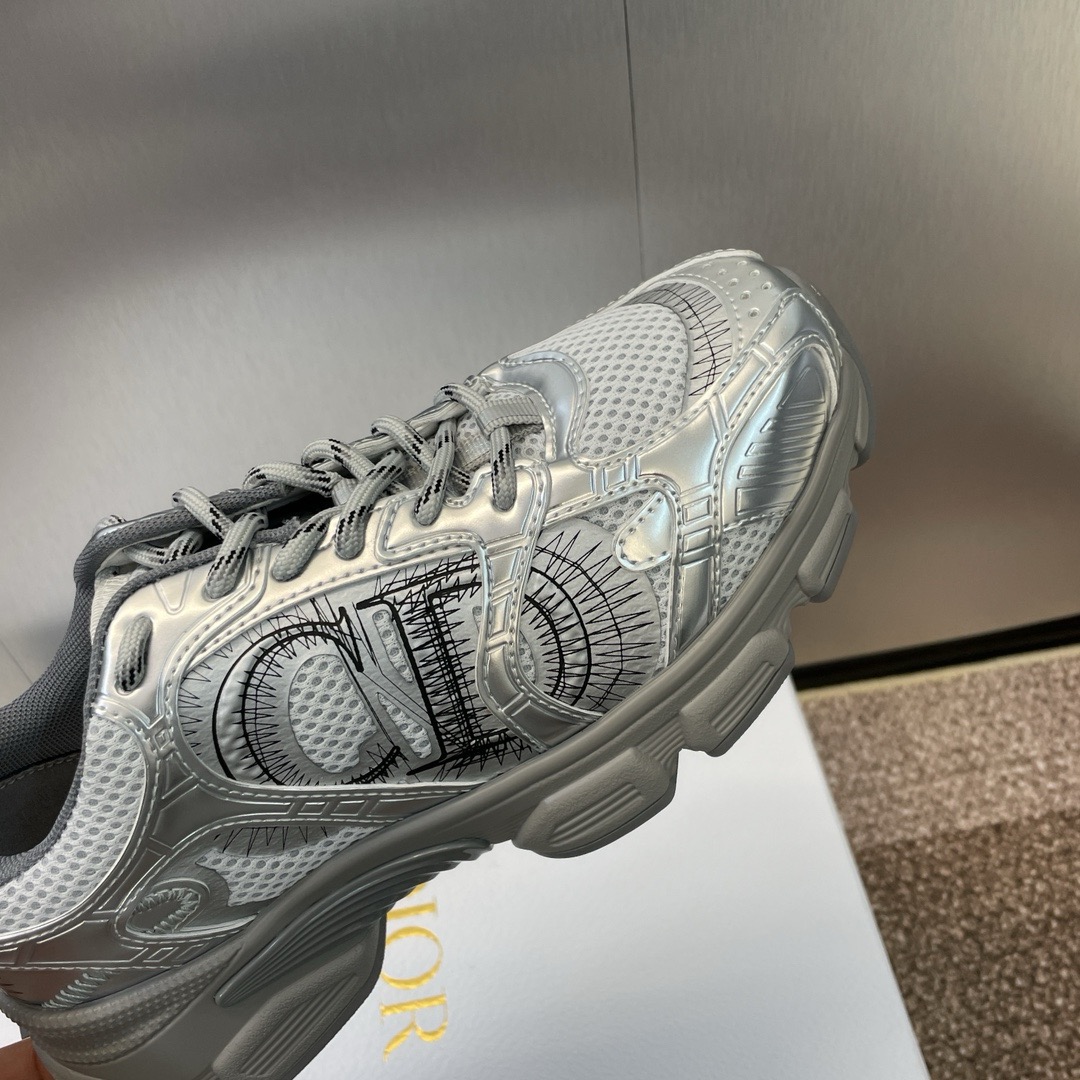 Dior Chrono Sneaker Size 35-41