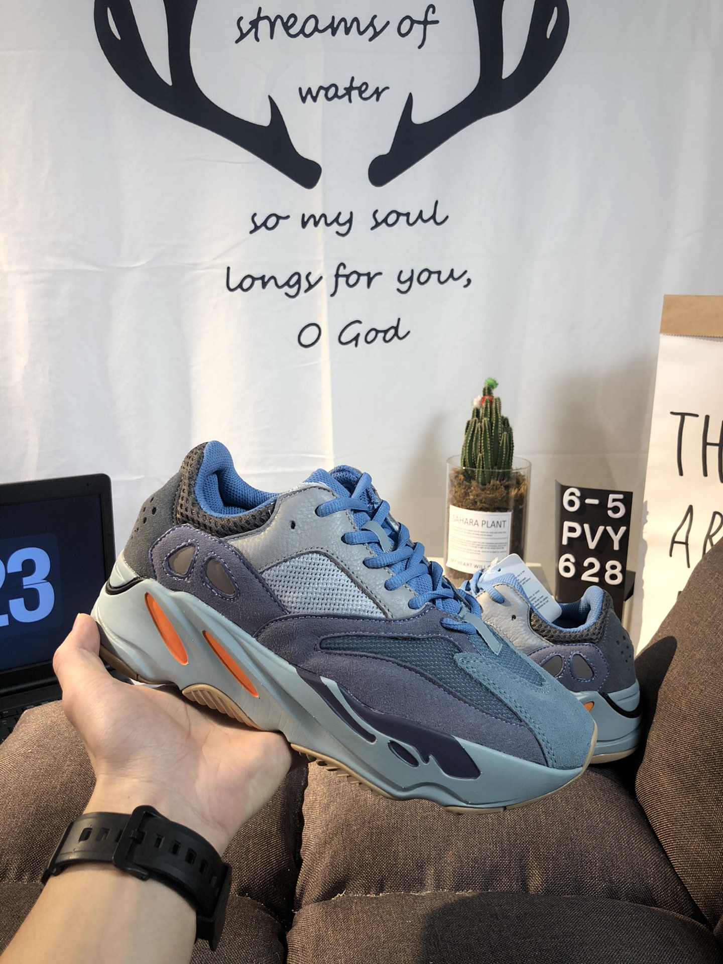 Yeezy 700 Boost Mens/Women's Sneakers Shoes 36 - 45