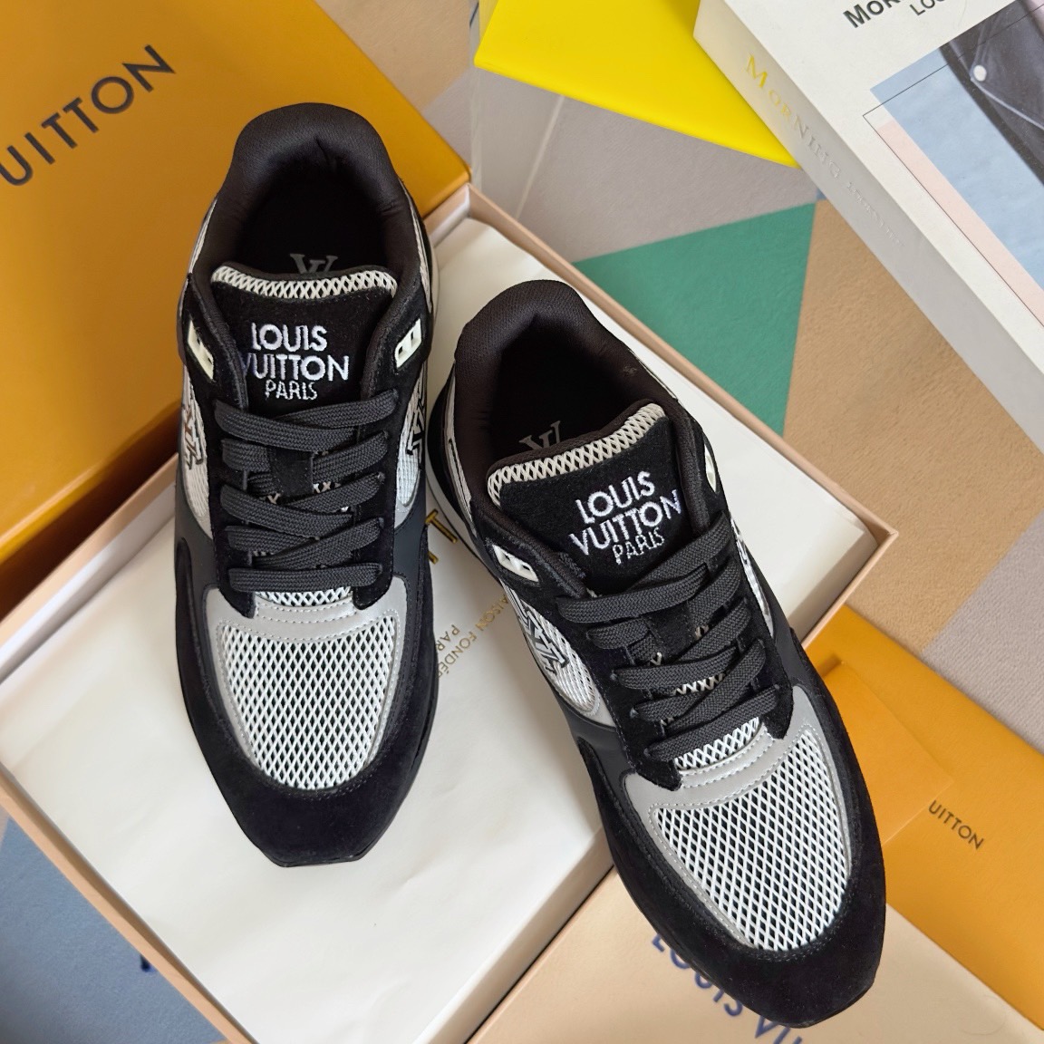 Louis Vuitton Run Away Sneaker Size 40-46