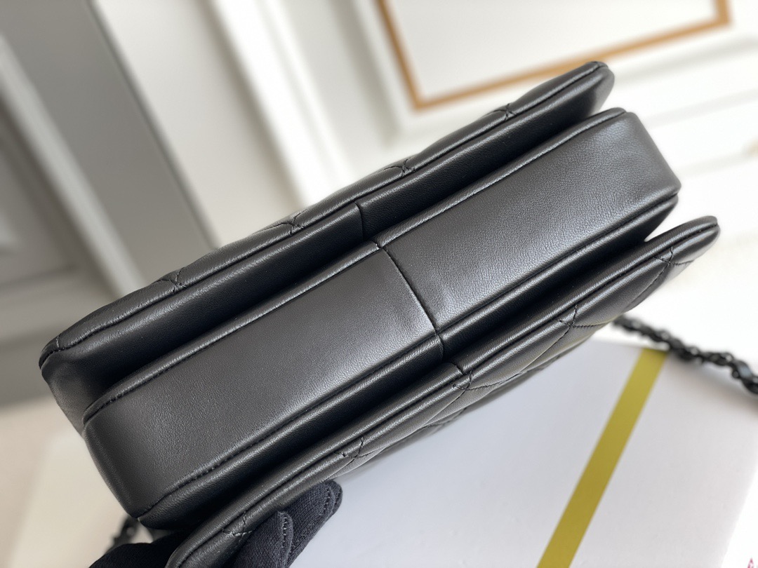 Chanel Trendy CC 2022ss Shoulder Bags 25*17*12cm