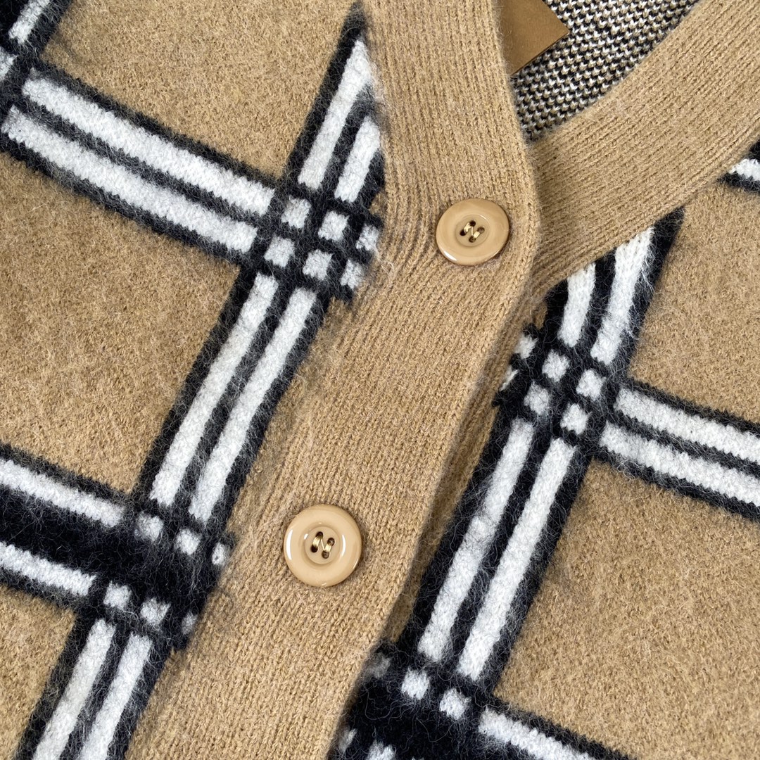 Burberry Classic style Jacket Sweatshirt Size S-L