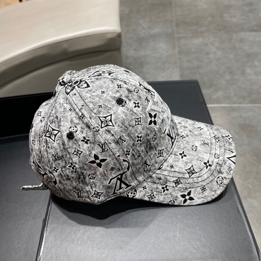 Louis Vuitton Baseball Cap