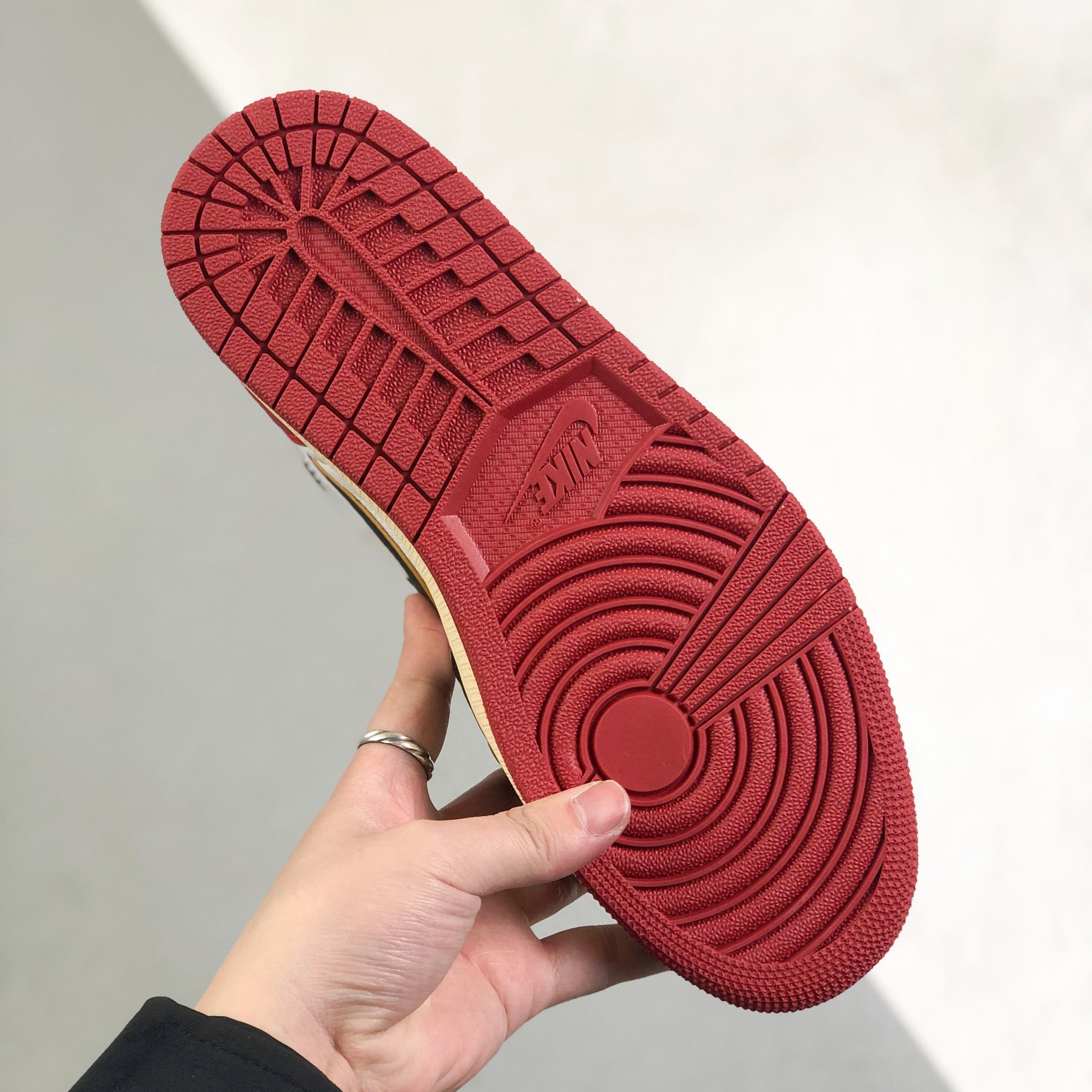 Nike Air Jordan 1 High Top Sneakers Shoes Gr. 36-46