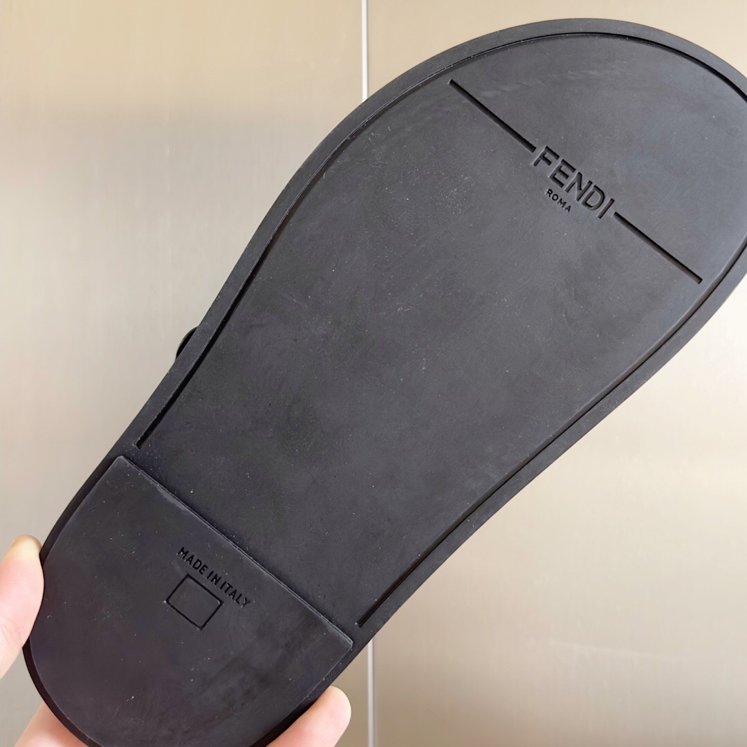 Fendi Slippers Size 36-45