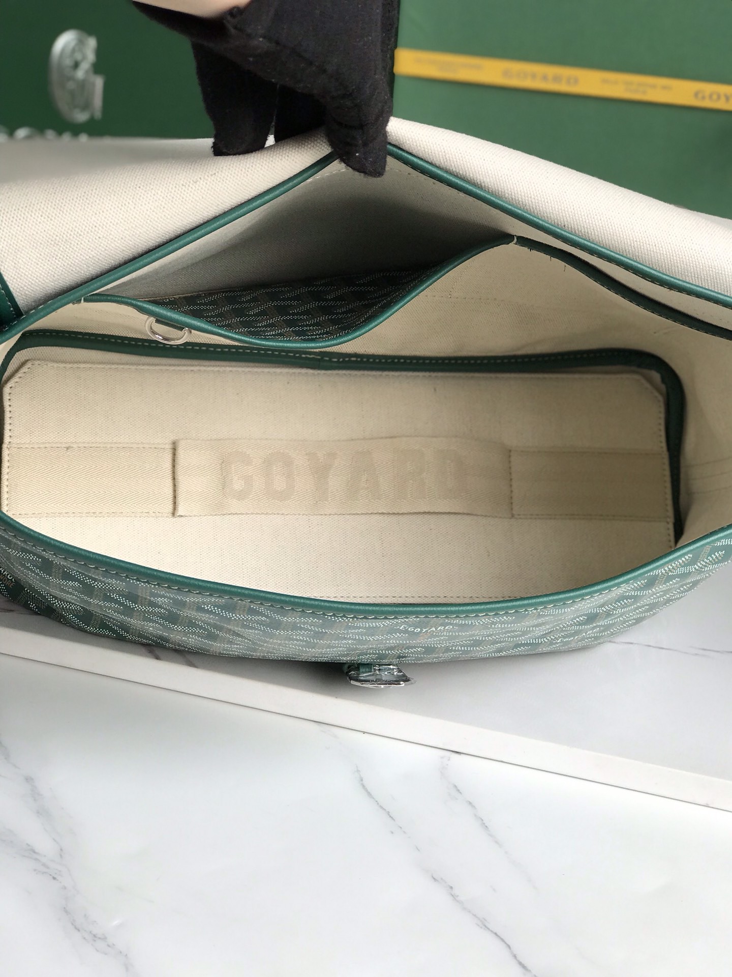 Goyard Citadin Shoulder Bags Size 35*26*7.5cm