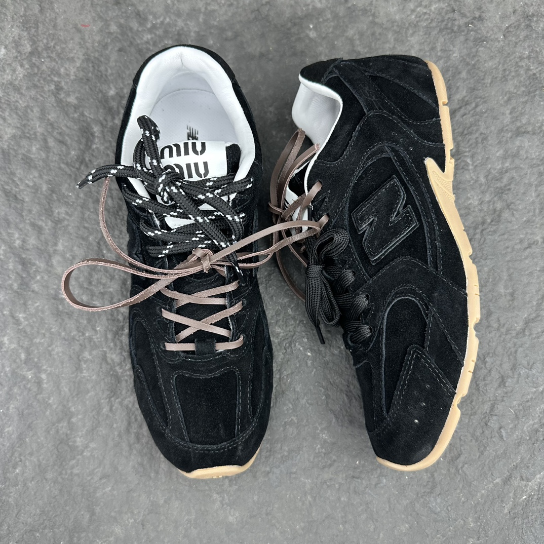 MiuMiu x New Balance Sneaker Size 35-46