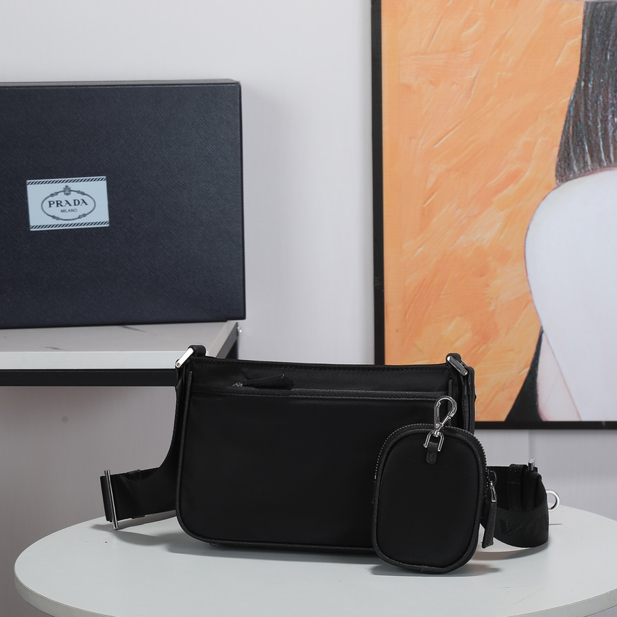 Prada 2VH133 Re-Nylon and Saffiano Leather Shoulder Bags Size 22*16*5cm